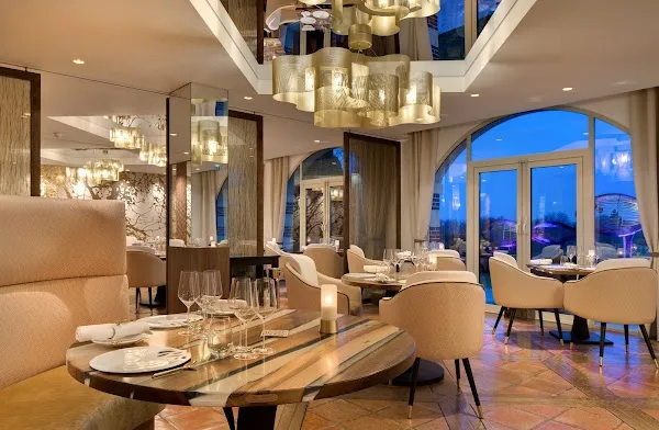Photo du restaurant La Côte Saint-Jacques