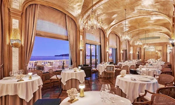 Photo du restaurant Le Restaurant des Rois - La Réserve de Beaulieu